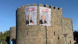 Diyarbakır Surları, Bahçeli posterleriyle donatıldı