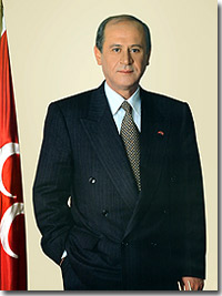 Devlet Bahçeli Kimdir