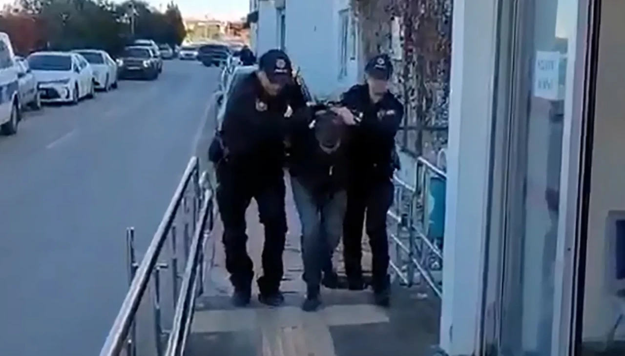 Adana’da Sokak Ortasında Silahlı Saldırı