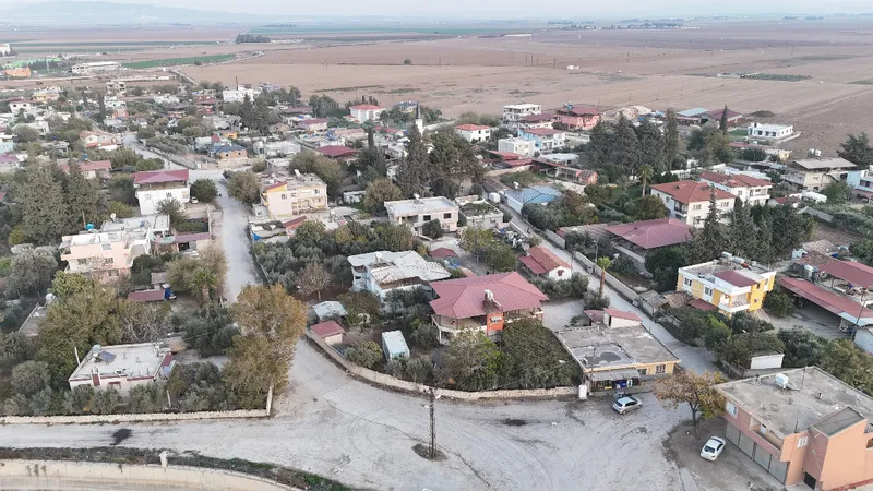 Hatay’da Uzunkavak Mahallesi, Kumlu’ya bağlandı