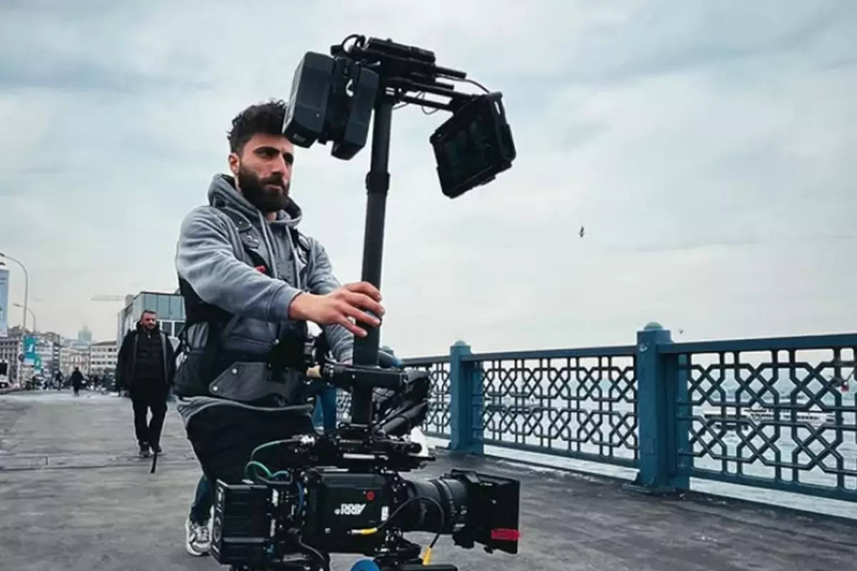 Dizilerin aranılan ismi ehliyetine el konulunca köprüden atladı